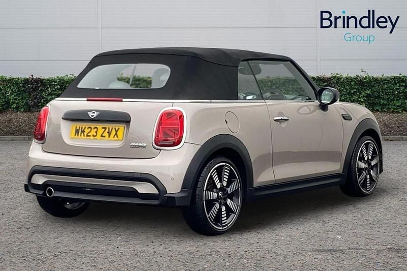 Used Mini Cooper Cabriolet Exclusive 134 HP (98 kW) 2023 Grey Cabriolet