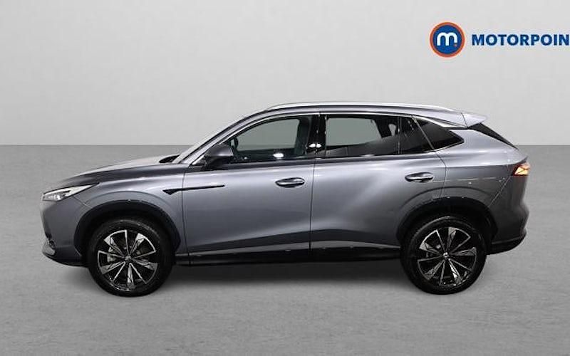 Usado MG HS SE 224 CV (164 kW) 2025 Gris SUV