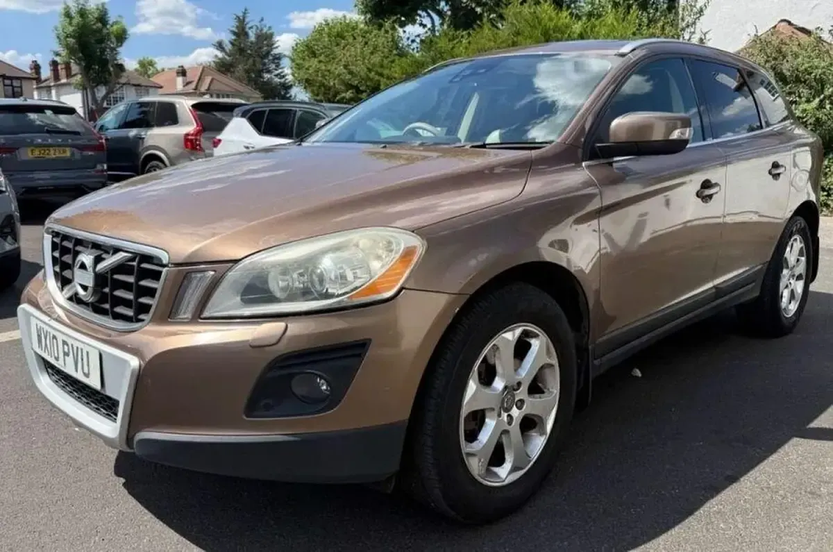 Used Volvo XC60 SE Lux 2010 Bronze SUV