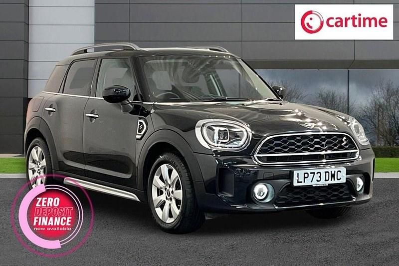 Usado Mini Cooper S Comfort 178 HP (130 kW) 2023 Preto Citadino