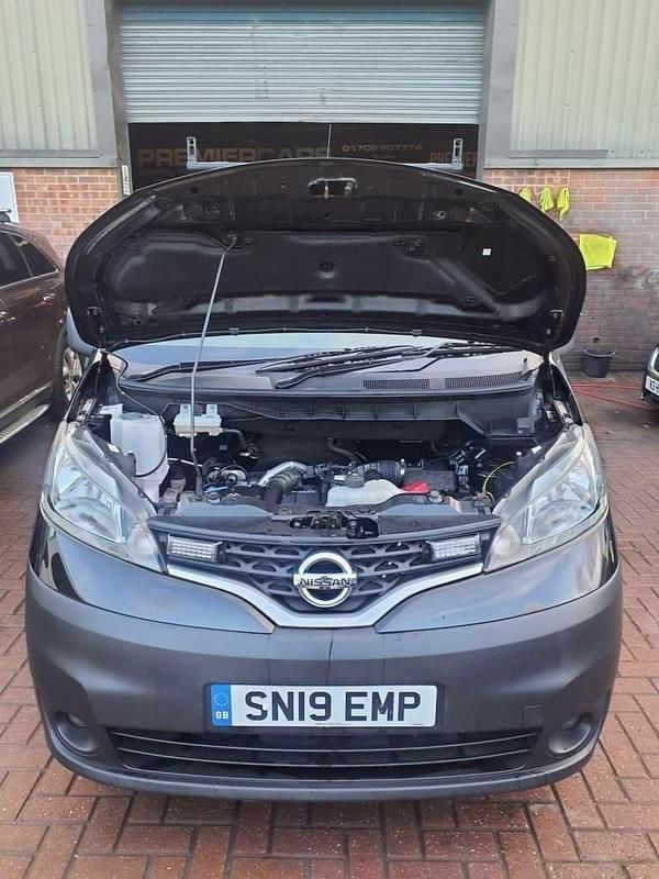 Used Nissan NV200 Acenta 110 HP (80 kW) 2019 Black MPV