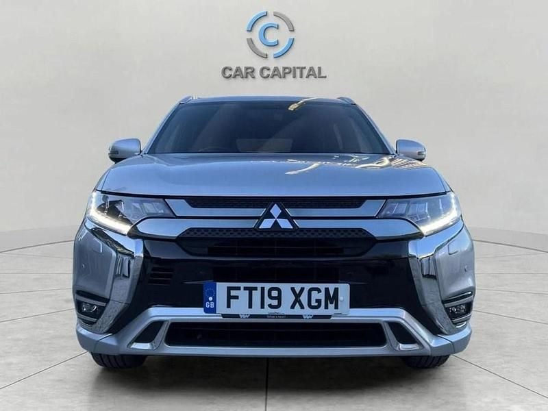 Used Mitsubishi Outlander P-HEV 2019 Silver Estate