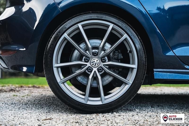 Used VW Golf VII R 2017 Blue Hatchback