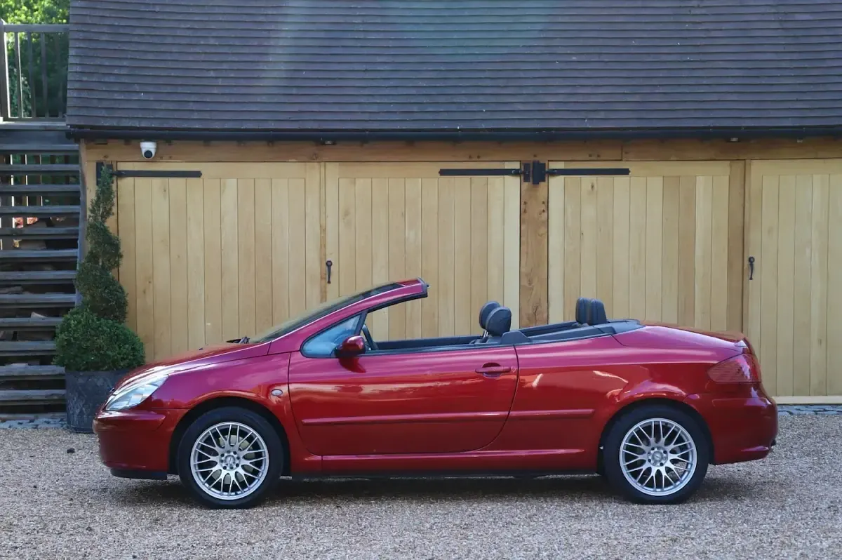 Used Peugeot 307 CC 2005 Red Cabriolet