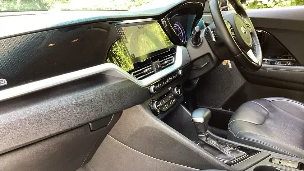 Used Kia Niro 139 HP (102 kW) 2020 Black SUV