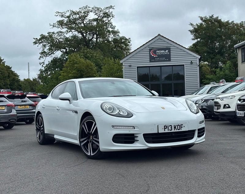 White Used 2013 Porsche Panamera Hatchback | £17,490 (A bit pricey) - Image 1/4