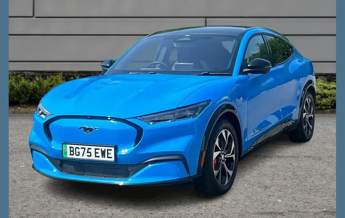 Used Ford Mustang Mach-E Premium 258 kW (351 HP) 2025 Blue SUV