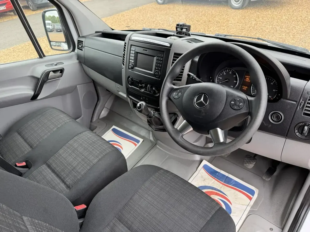 Begagnad Mercedes Sprinter 129 HK (94 kW) 2014 Vit Van