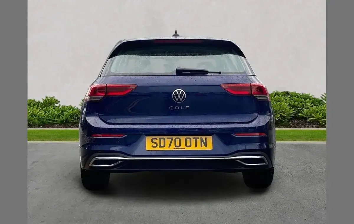 Used VW Golf VIII Style 147 HP (108 kW) 2020 Blue Hatchback