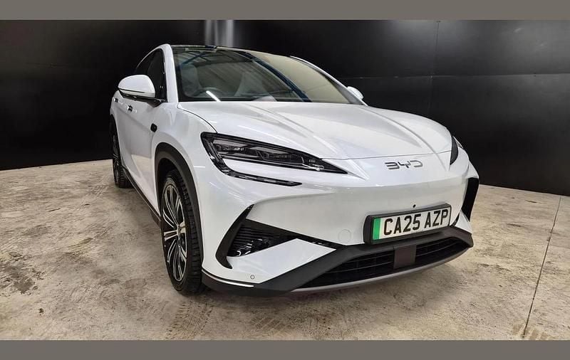 White Used 2025 BYD Sealion 7 SUV | £44,995 (Fair price) - Image 1/4