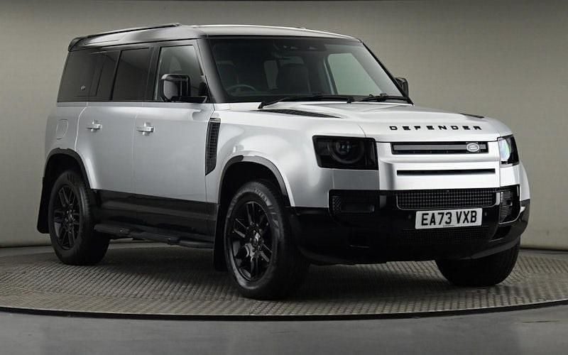 Used 2025 Land Rover Defender SE Dynamic SUV | £57,400 (Good price) - Image 1/4