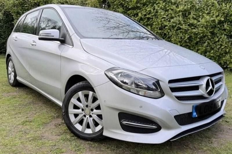 Used Mercedes B200 SE 136 HP (100 kW) 2015 Silver MPV