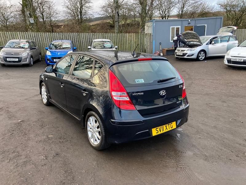 Used Hyundai i30 Comfort 2011 Black Hatchback