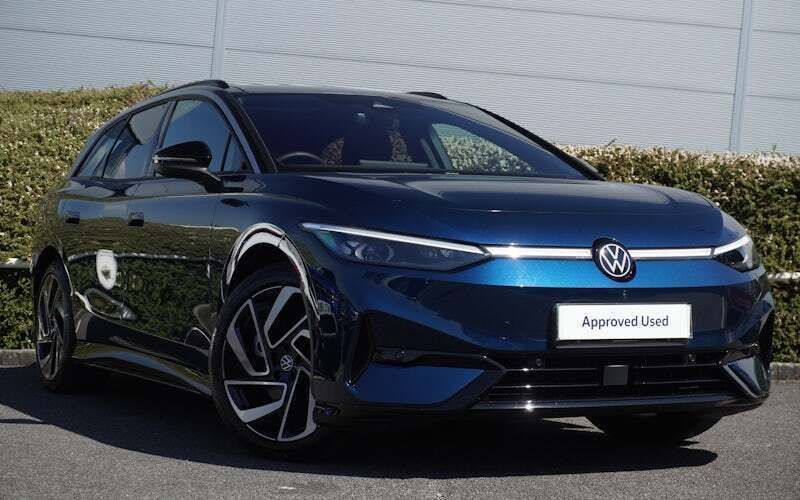 Used 2025 VW ID.7 Pro Sedan | £42,990 - Image 1/4