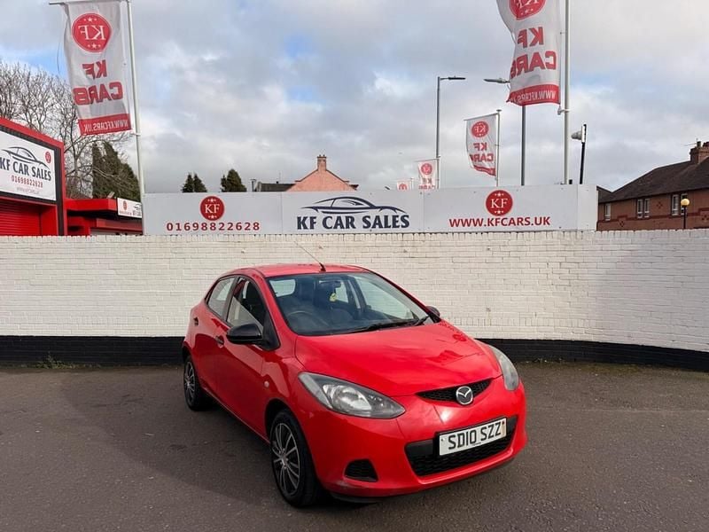 Used Mazda 2 2010 Red Hatchback