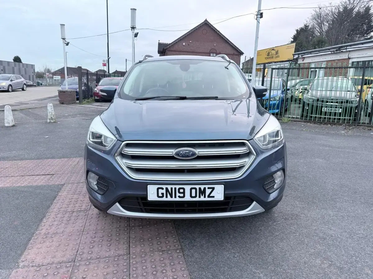 Used Ford Kuga Titanium 150 HP (110 kW) 2019 Blue SUV