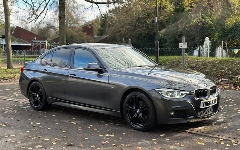 Grey Used 2018 BMW 320 M Sport Sedan | £10,995 (Good price) - Image 1/4