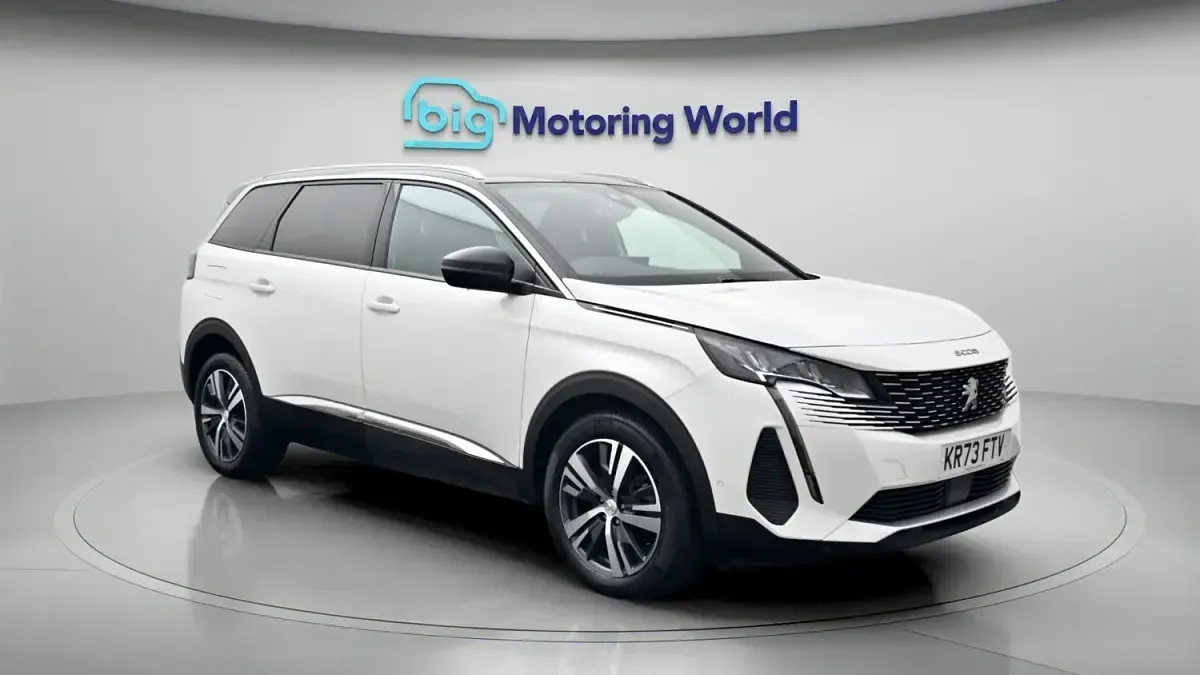 Used Peugeot 5008 Allure+ 131 HP (96 kW) 2023 SUV