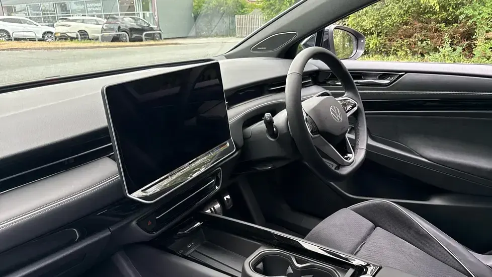 New VW ID.7 Pro 210 kW (286 HP) 2026 Moonstone grey black