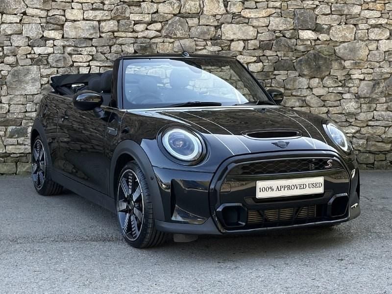 Used Mini Cooper S Cabriolet Exclusive 175 HP (128 kW) 2023 Black Cabriolet