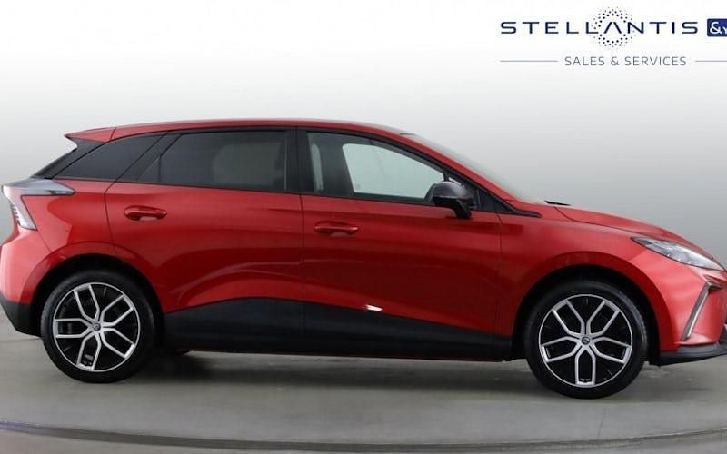 Used MG MG4 EV Trophy 180 kW (245 HP) 2025 Hatchback