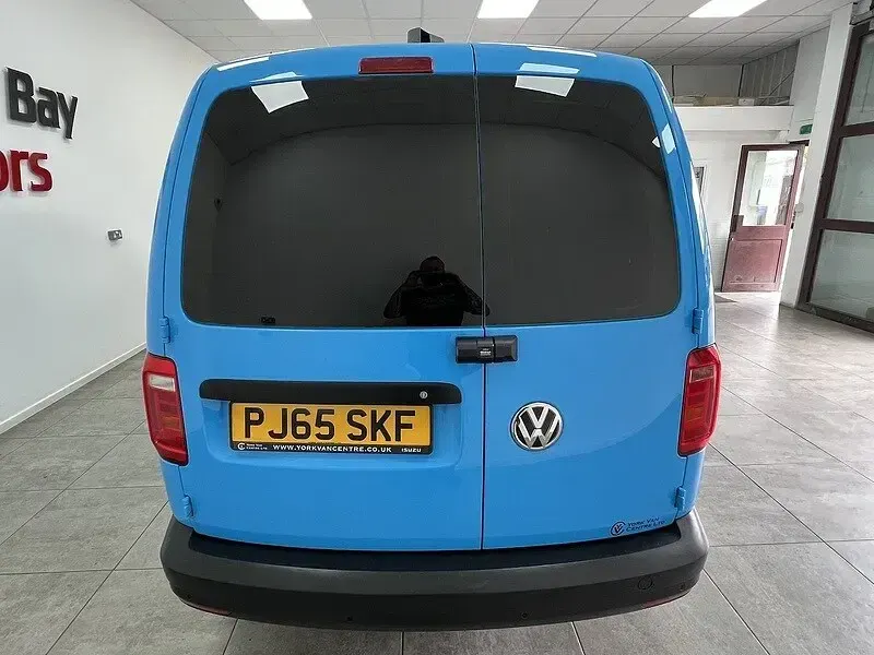 Used VW Caddy Maxi Startline 102 HP (75 kW) 2015 Blue MPV
