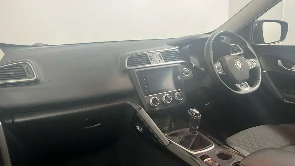 Second-hand Renault Kadjar Iconic 138 CP (101 kW) 2019 Gri SUV