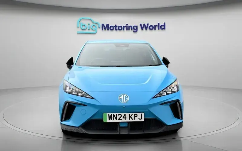 Used MG MG4 EV Trophy 319 kW (435 HP) 2024 Blue Hatchback