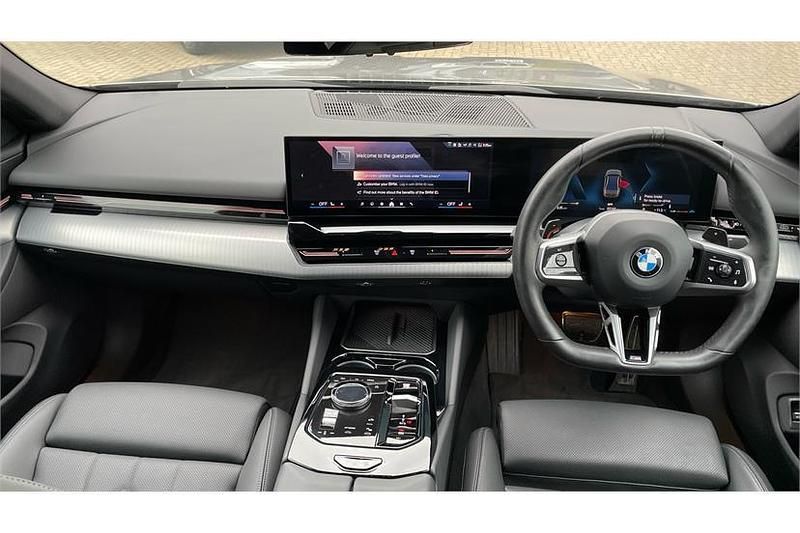 Used BMW 520 M Sport 208 HP (152 kW) 2024 Oxide grey Sedan