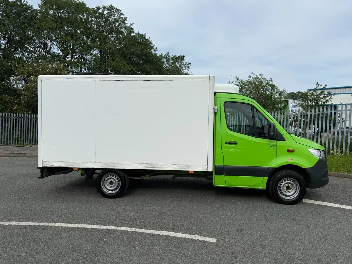 Used Mercedes Sprinter Progressive 2021 Green Van