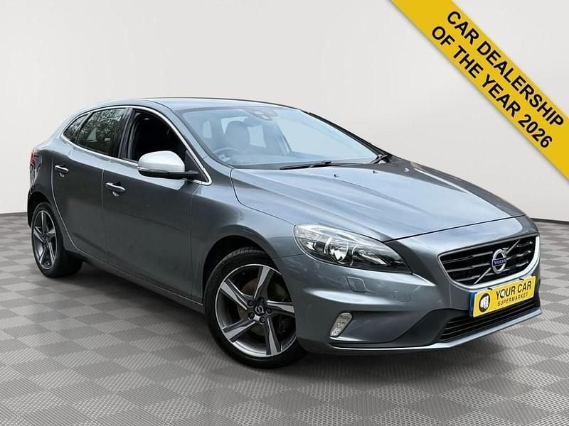 Used Volvo V40 R-Design 122 HP (89 kW) 2016 Grey Hatchback