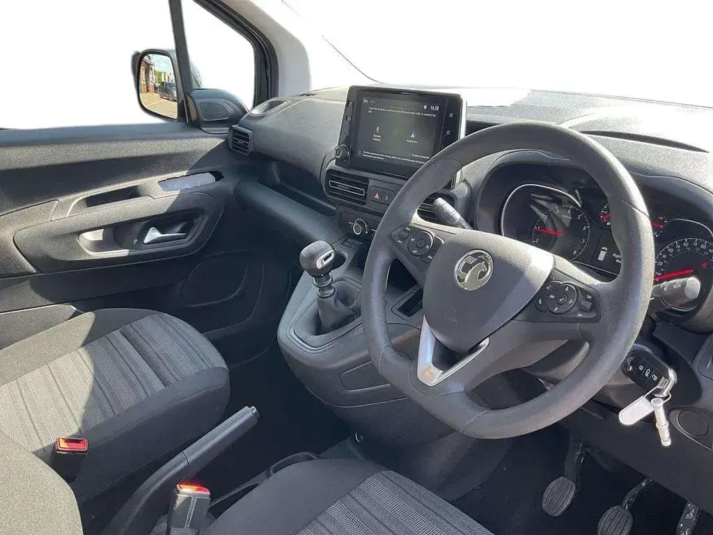 Used Vauxhall Combo 110 HP (80 kW) 2020 Black MPV