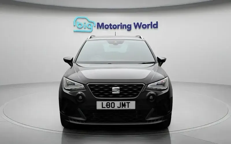 Usado Seat Arona FR 110 CV (80 kW) 2023 SUV