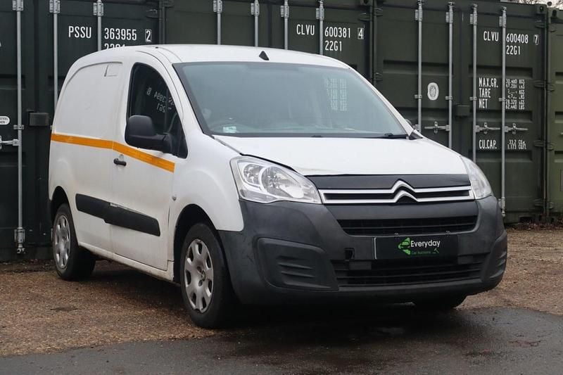 White Used 2016 Peugeot Partner MPV | £799 (Super price) - Image 1/4