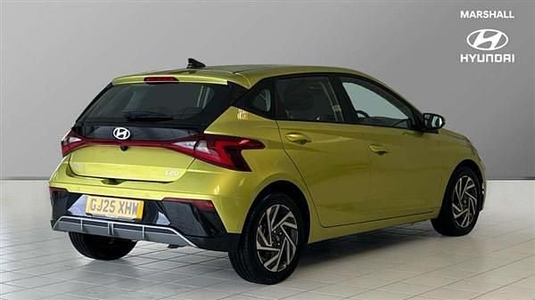 Used Hyundai i20 Advanced 99 HP (72 kW) 2025 Green Hatchback