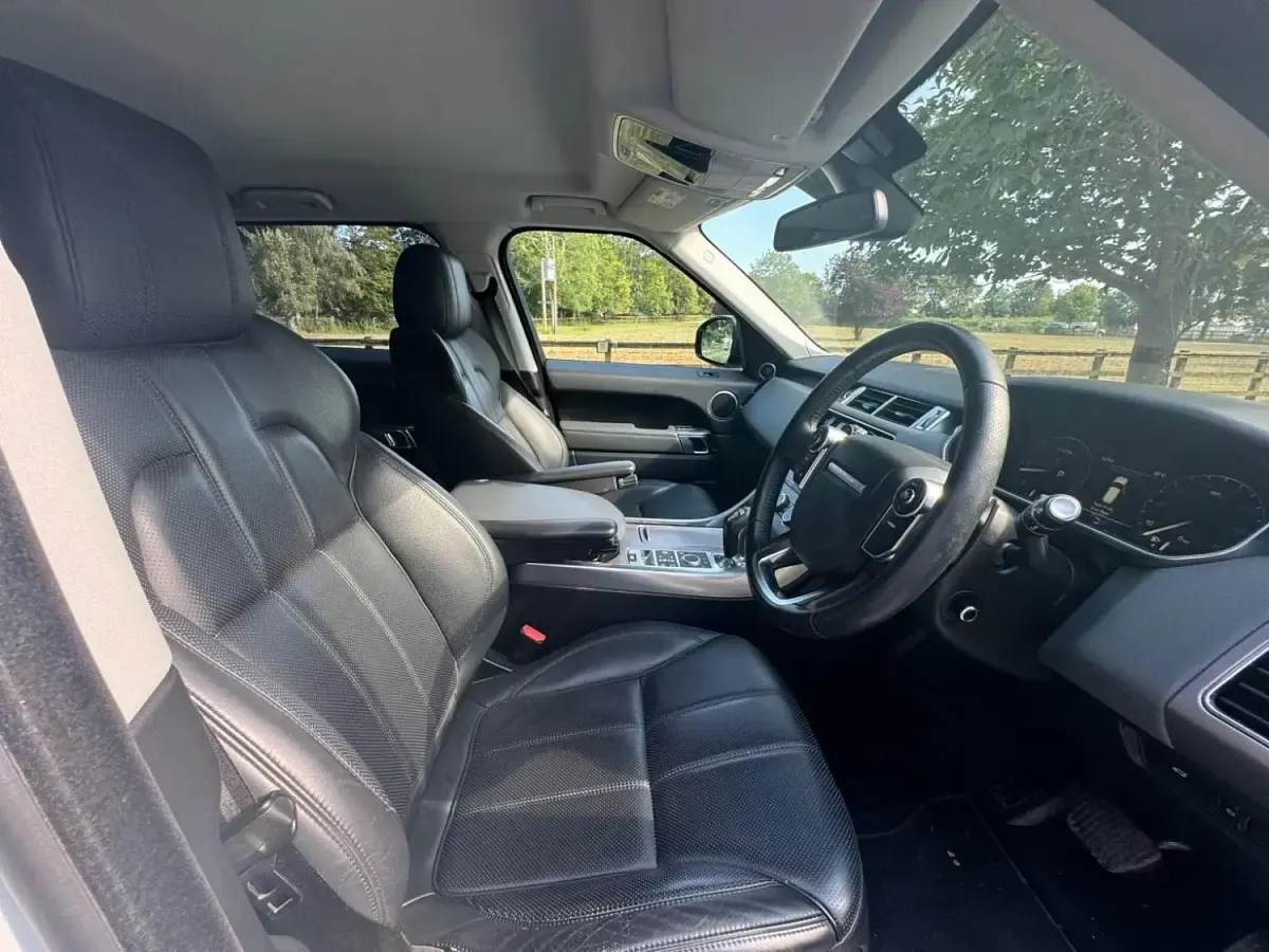 Used Land Rover Range Rover HSE 258 HP (189 kW) 2013 White SUV