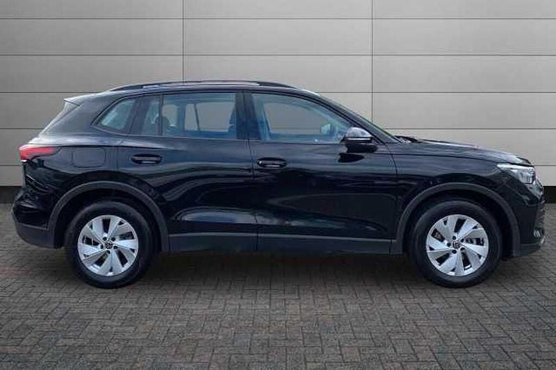 Used VW Tiguan 130 HP (95 kW) 2025 Black SUV