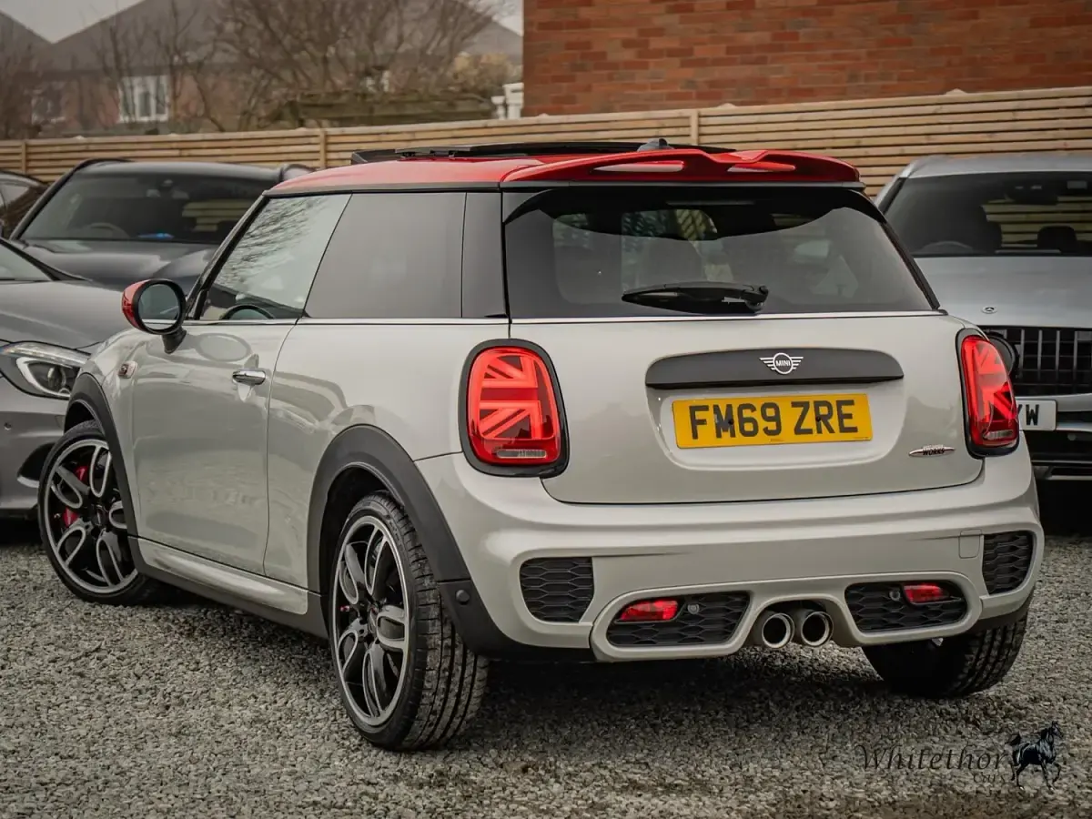 Używany Mini John Cooper Works Chili 2020 Srebrny Hatchback