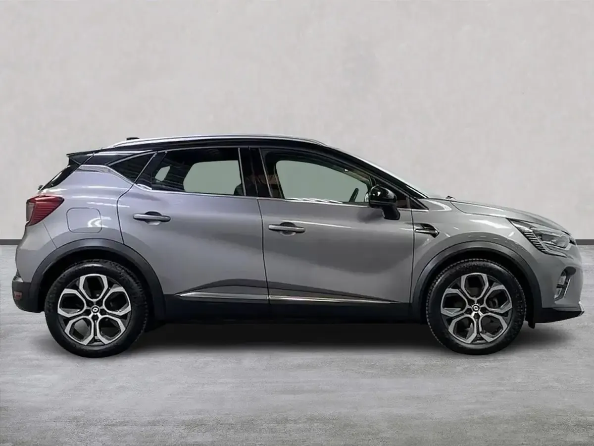 Second-hand Renault Captur Techno 145 CP (106 kW) 2023 Gri SUV