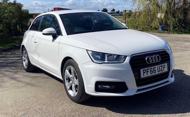 Used Audi A1 Sport 116 HP (85 kW) 2016 White Hatchback