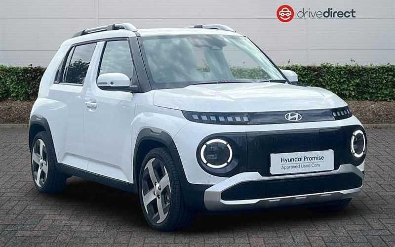Special solid atlas white Used 2025 Hyundai Inster Hatchback | £19,380 (Fair price) - Image 1/4