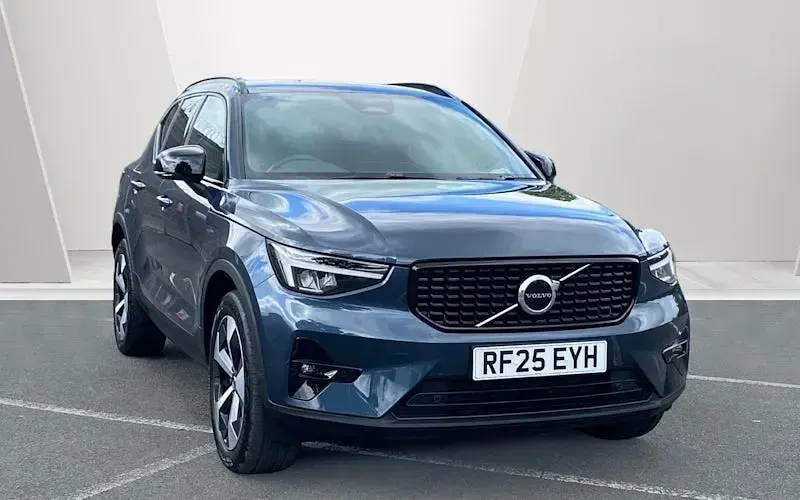 Used Volvo XC40 Plus 197 HP (144 kW) 2026 SUV