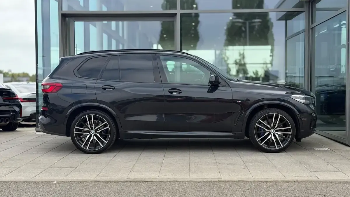 Used BMW X5 M Sport 261 HP (191 kW) 2019 Black SUV