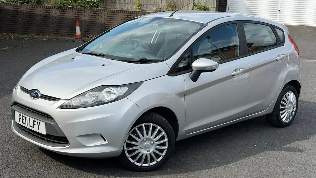 Used Ford Fiesta 2011 Silver Hatchback