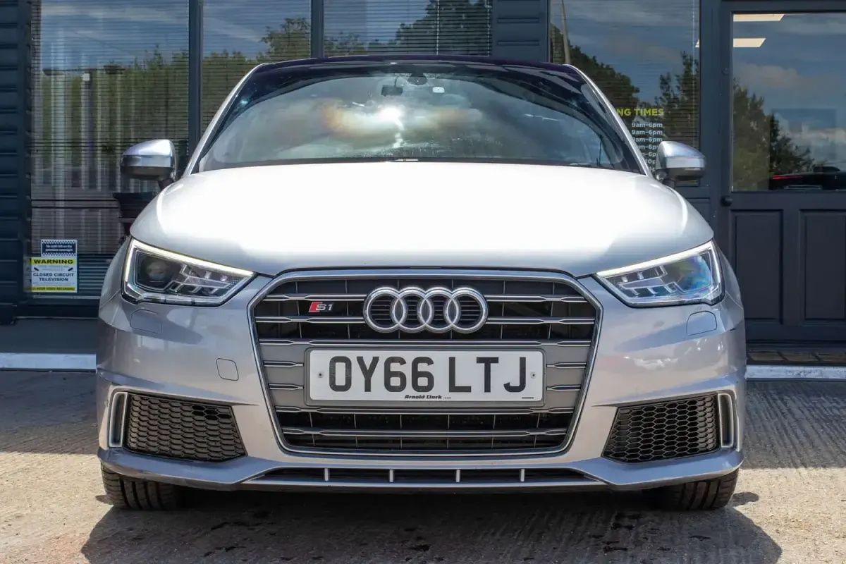 Used Audi S1 Advanced 231 HP (169 kW) 2016 Silver Hatchback