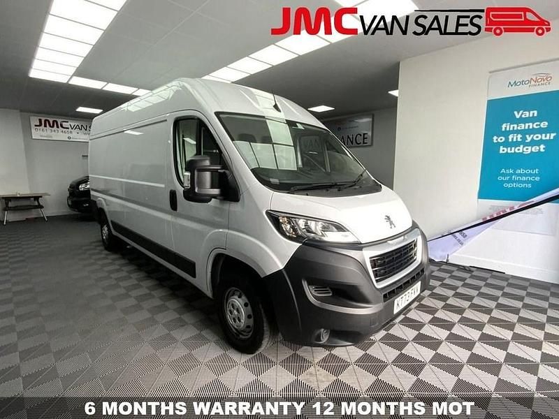 White Used 2023 Peugeot Boxer Premium Van | £17,495 (Super price) - Image 1/3