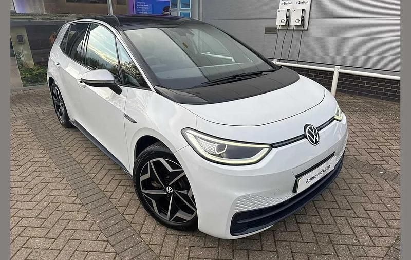 White Used 2020 VW ID.3 Pro Hatchback | £16,489 (A bit pricey) - Image 1/4