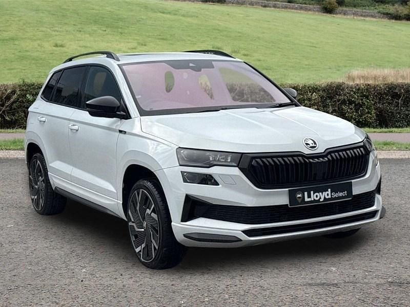 Used Skoda Karoq SportLine 150 HP (110 kW) 2022 White SUV