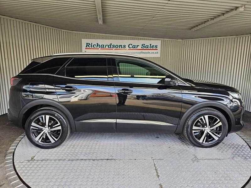 Used Peugeot 3008 GT 130 HP (95 kW) 2022 Black SUV