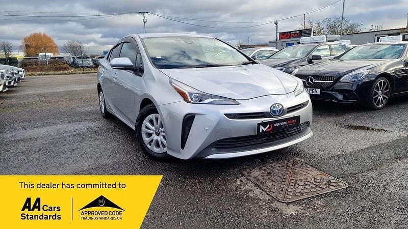 Used Toyota Prius 122 HP (89 kW) 2022 Silver Hatchback